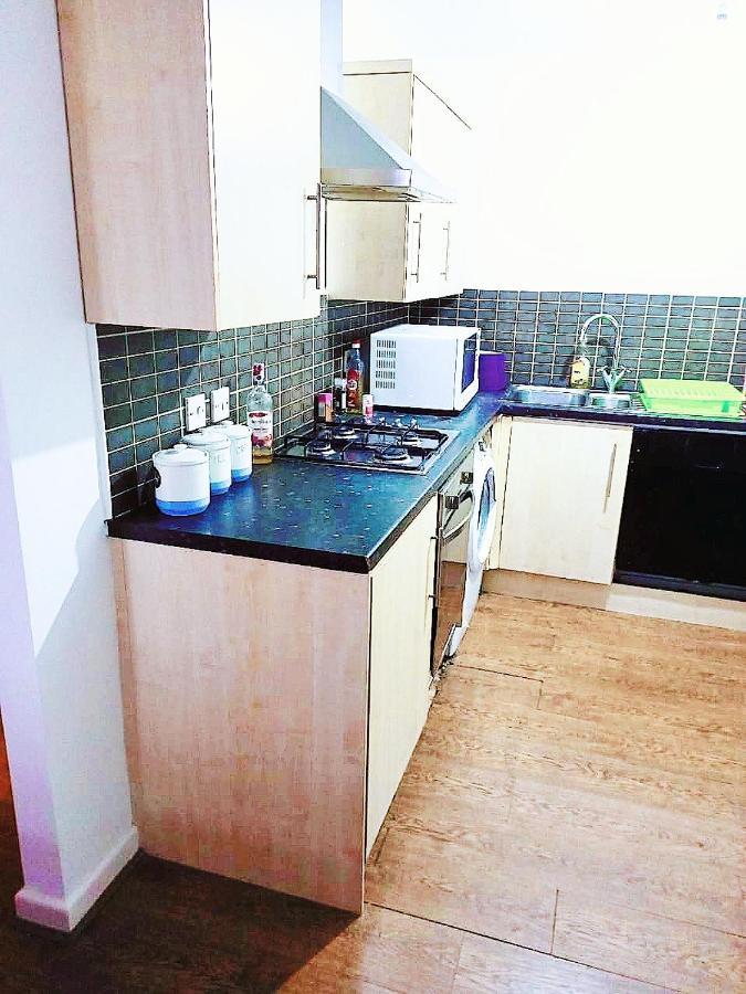 Double Room Close To Bradford University And City Centre Екстериор снимка